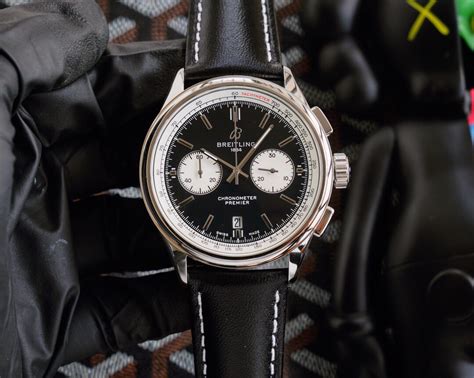 breitling avenger history